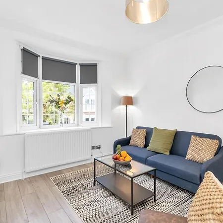 Modern Two Bedroom Apartment With Free Parking! London Exterior foto